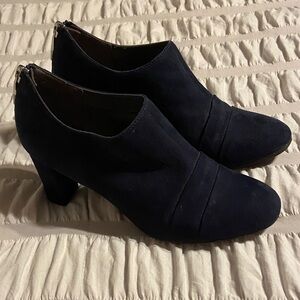 AEROSOLES Navy Heeled Boots